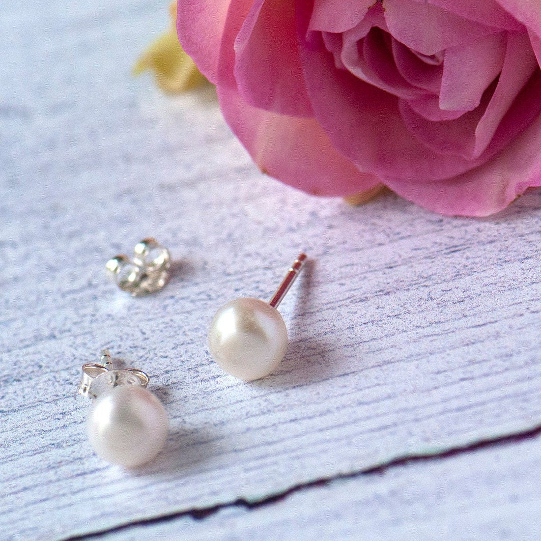 White freshwater sterling silver pearl 6mm studs on bespoke giftcard. Gift for bridesmaids, gift for friend, birthday gift, gift for wife.