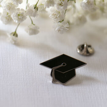 Black and Gold mortar board hat pin, graduates gift, gifts under £10, Graduation gift, Well done gift