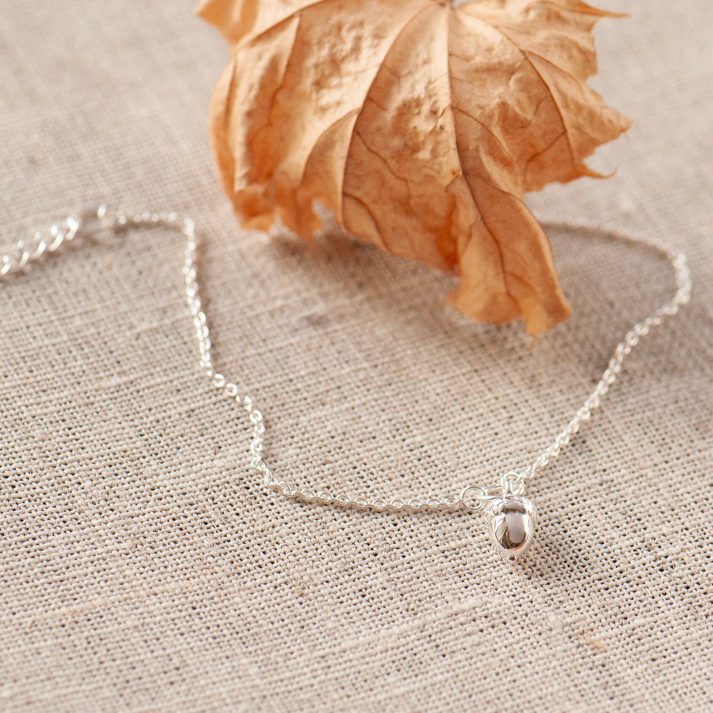 Sterling Silver acorn bracelet close up