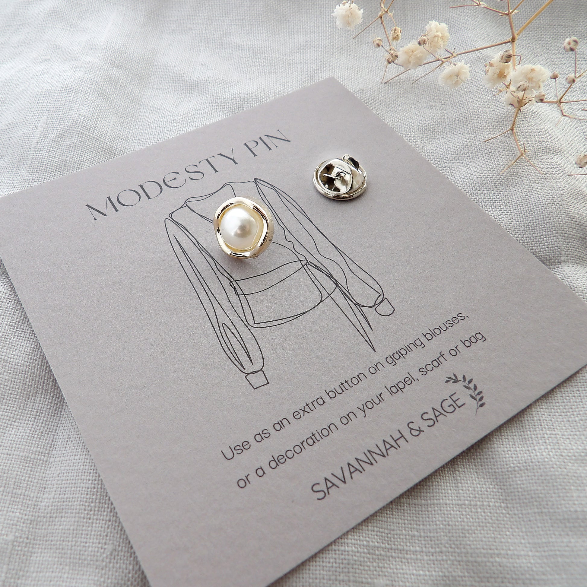 curvy modesty pin - white pearl on modesty pin gift card in chiffon pouch ready for gifting.