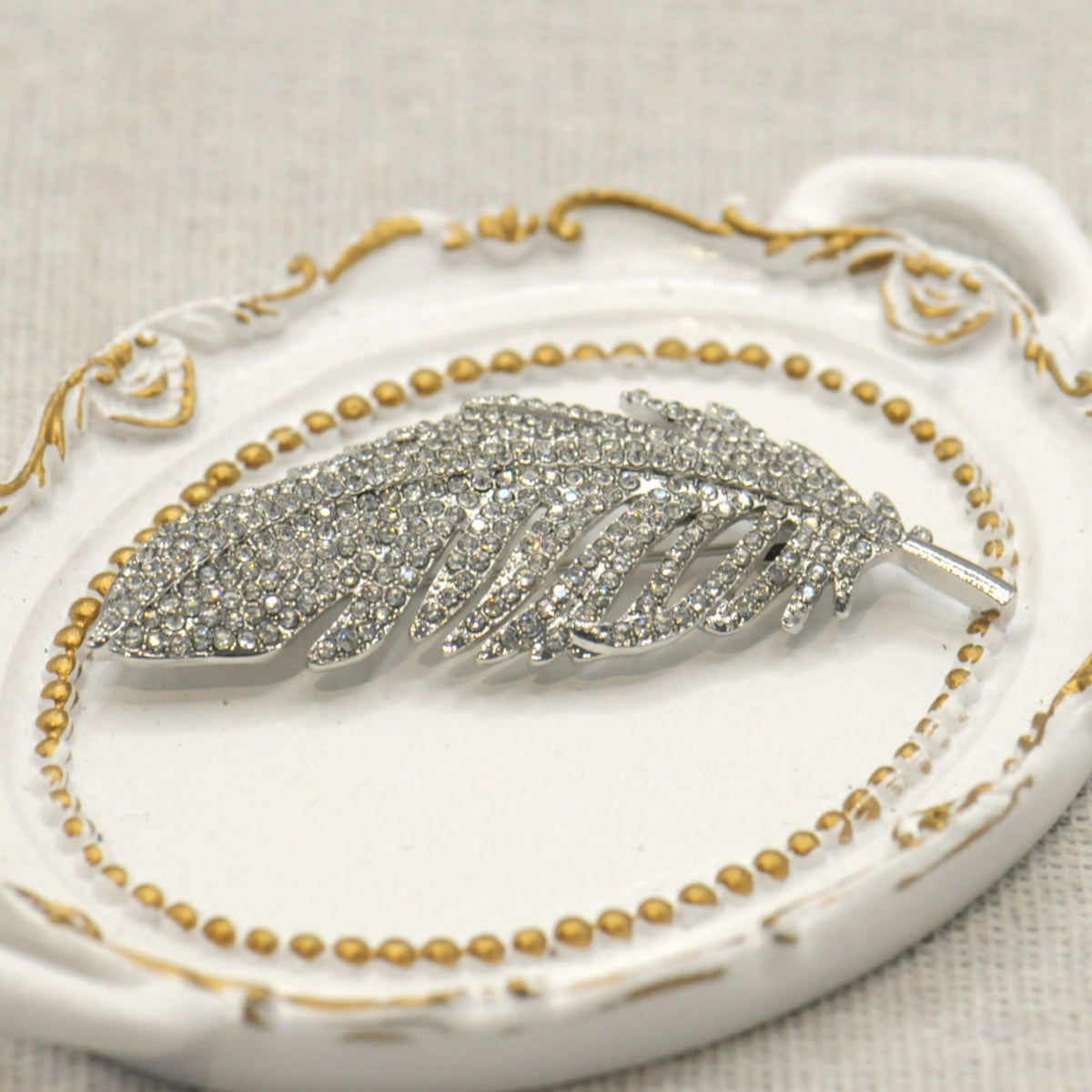 Sparkling Diamante Feather Brooch | Vintage Style Jewellery