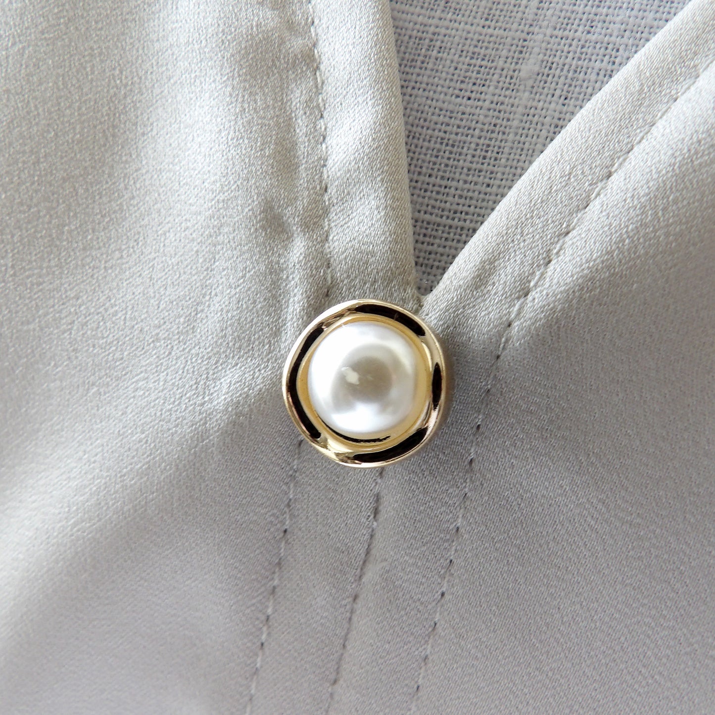 Elegant white pearl and gold surround modesty pin or extra button pin, gifts under £10, gift for her, low blouse pin