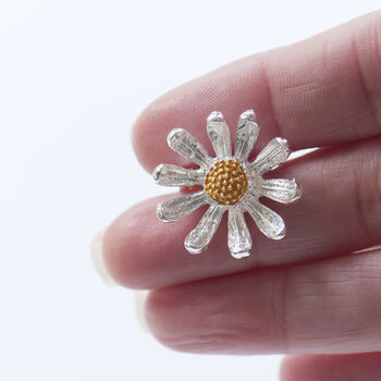 Tiny silver and gold daisy brooch, gifts under £10, flower brooch, mother's day gift