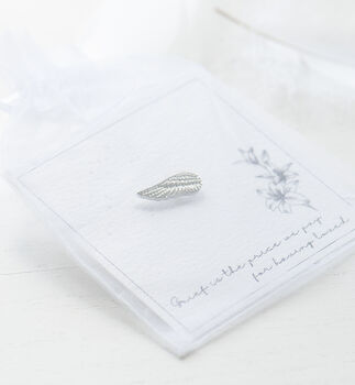 Silver angel wing memorial pin in chiffon pouch