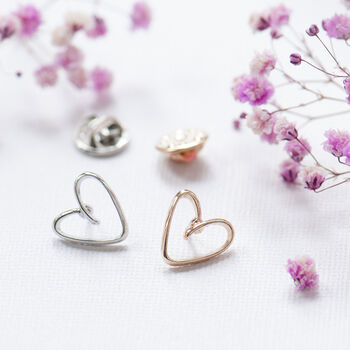 Wire-hearts in gold and silver, Bridesmaid Gift modesty pins Gold & silver
